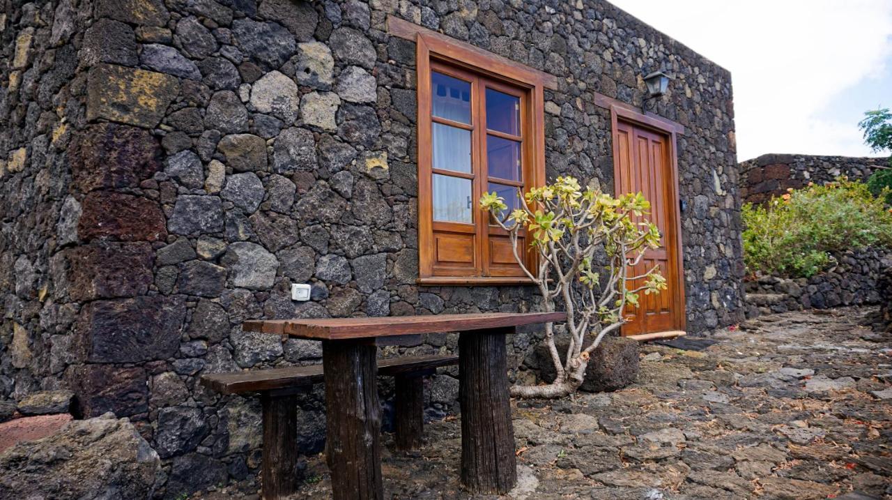Estudio Rural De Piedra Frontera Exterior foto
